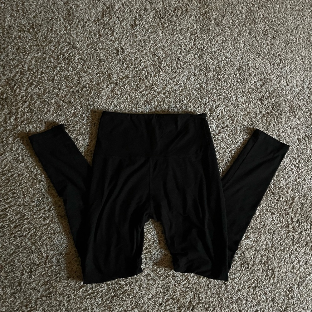 black leggings